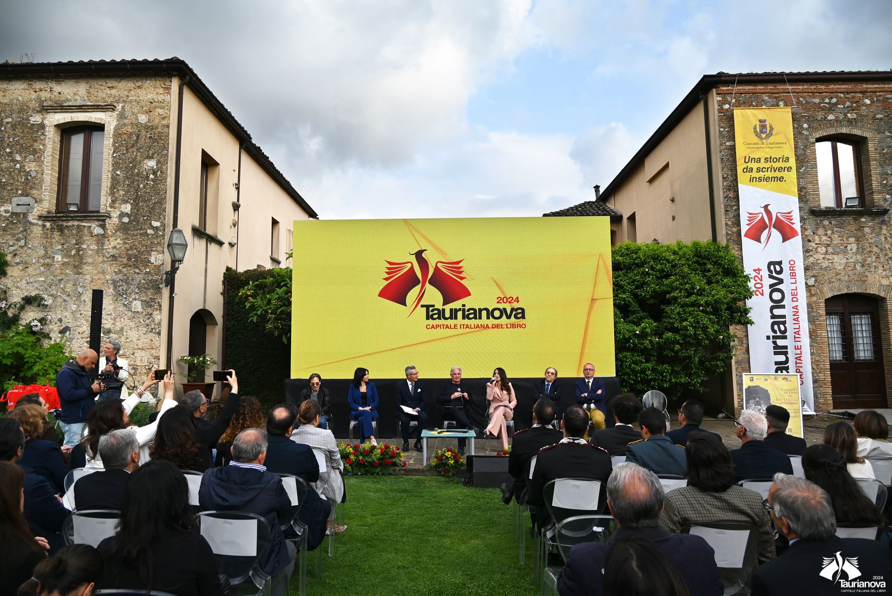 FOTO CONFERENZA DI PRESENTAZIONE – Taurianova, Capitale del Libro 2024