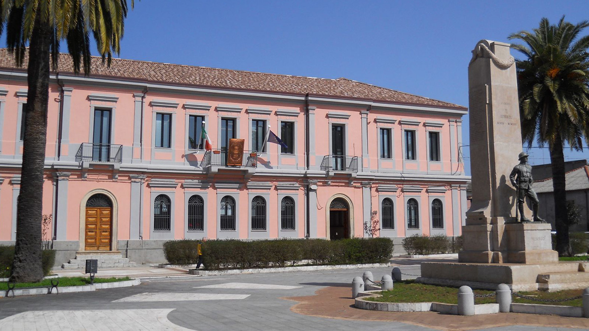 Taurianova “Città Capitale del Libro” primo atto: giovedì 16 maggio l’attesa riapertura della biblioteca “Antonio Renda”